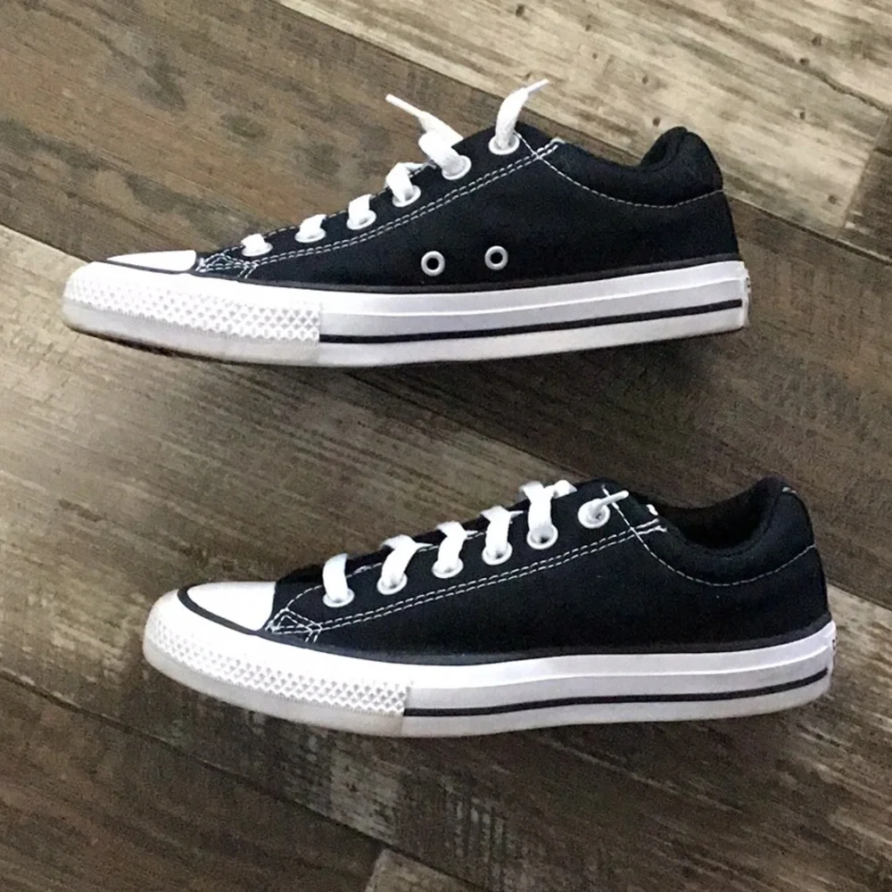 Converse Kids' Chuck Taylor All Star Low Top Sneakers - Black/White